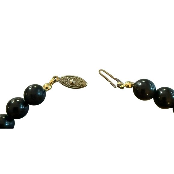 Vintage 30" Black & Gold Beaded Necklace With Decorative Oval Clasp - Picture 6 of 6